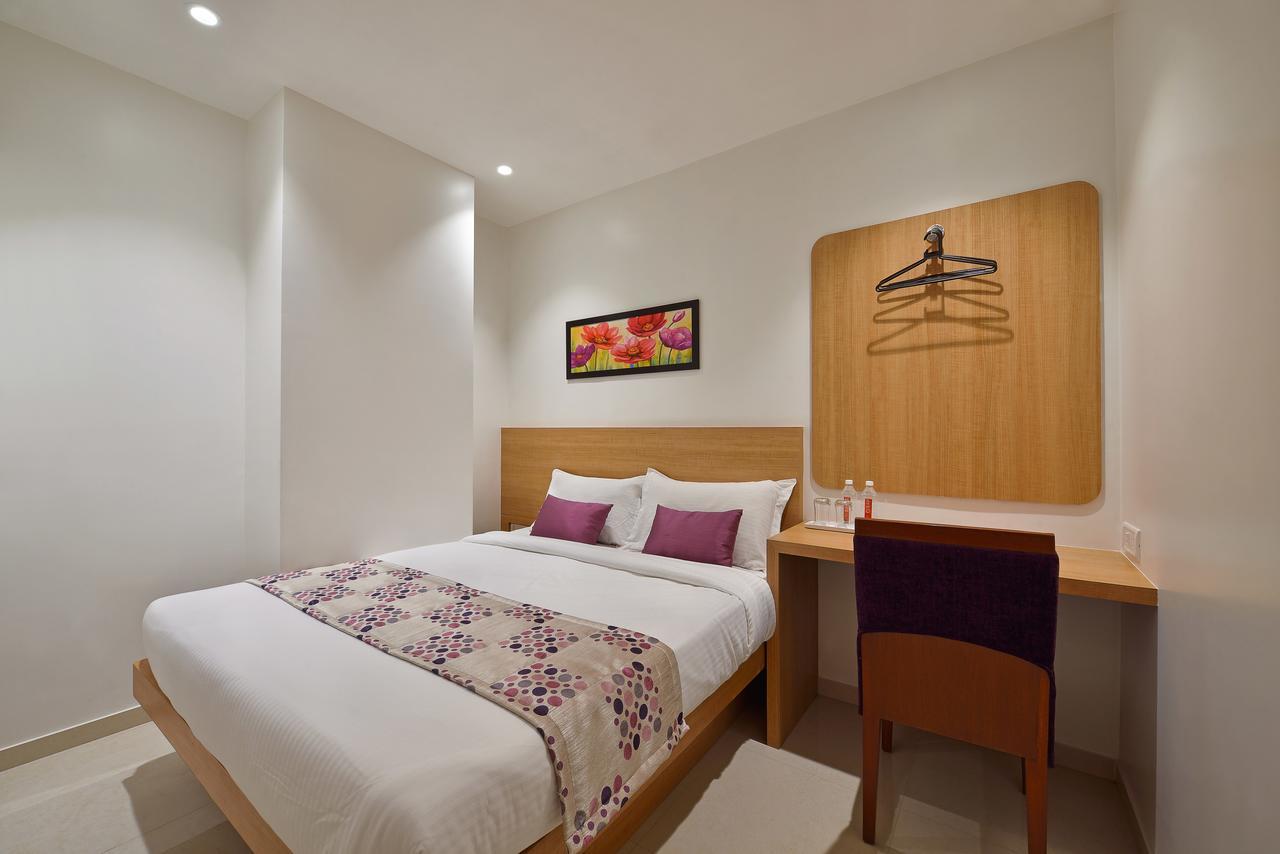 Hotel Leafio-Near Airport Mumbai Eksteriør bilde